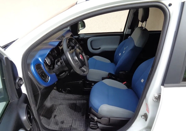 Fiat Panda cena 16900 przebieg: 160000, rok produkcji 2013 z Staszów małe 106